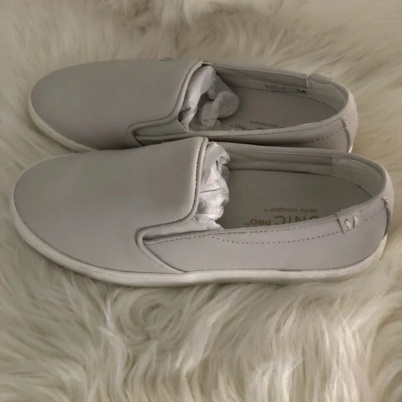 Vionic shoes shop for nurses